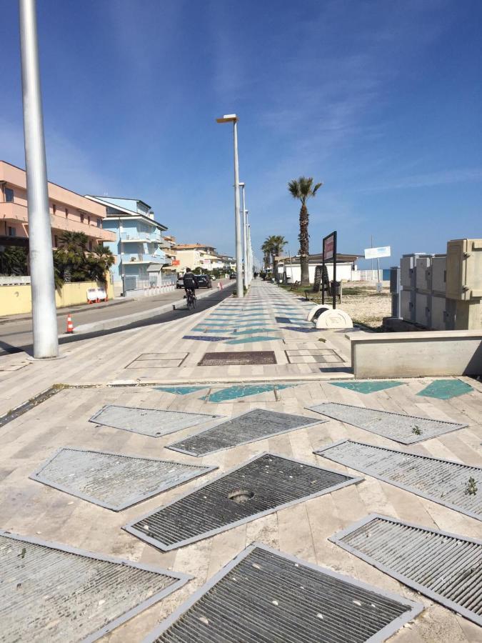 Pousada Copacabana Praia - Affittacamere - Casa Vacanza A Porto SantʼElpidio Екстериор снимка